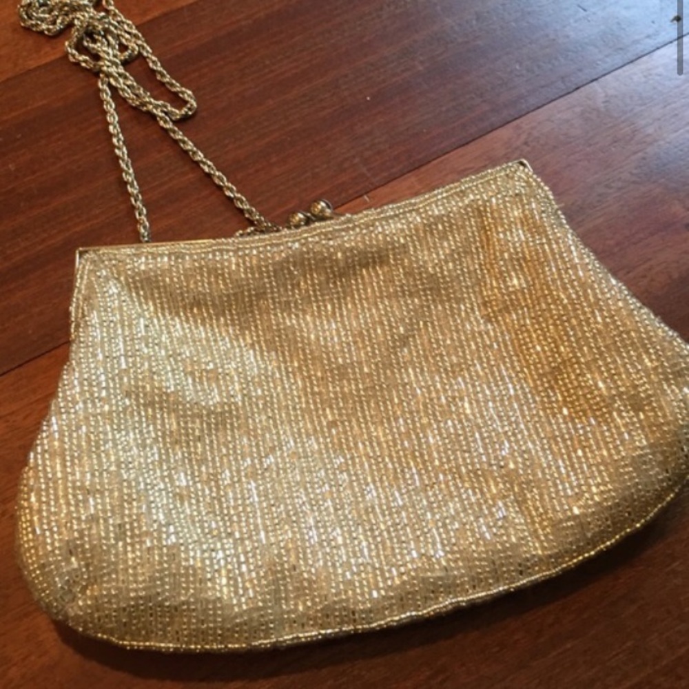 La Regale silver beaded purse elegant